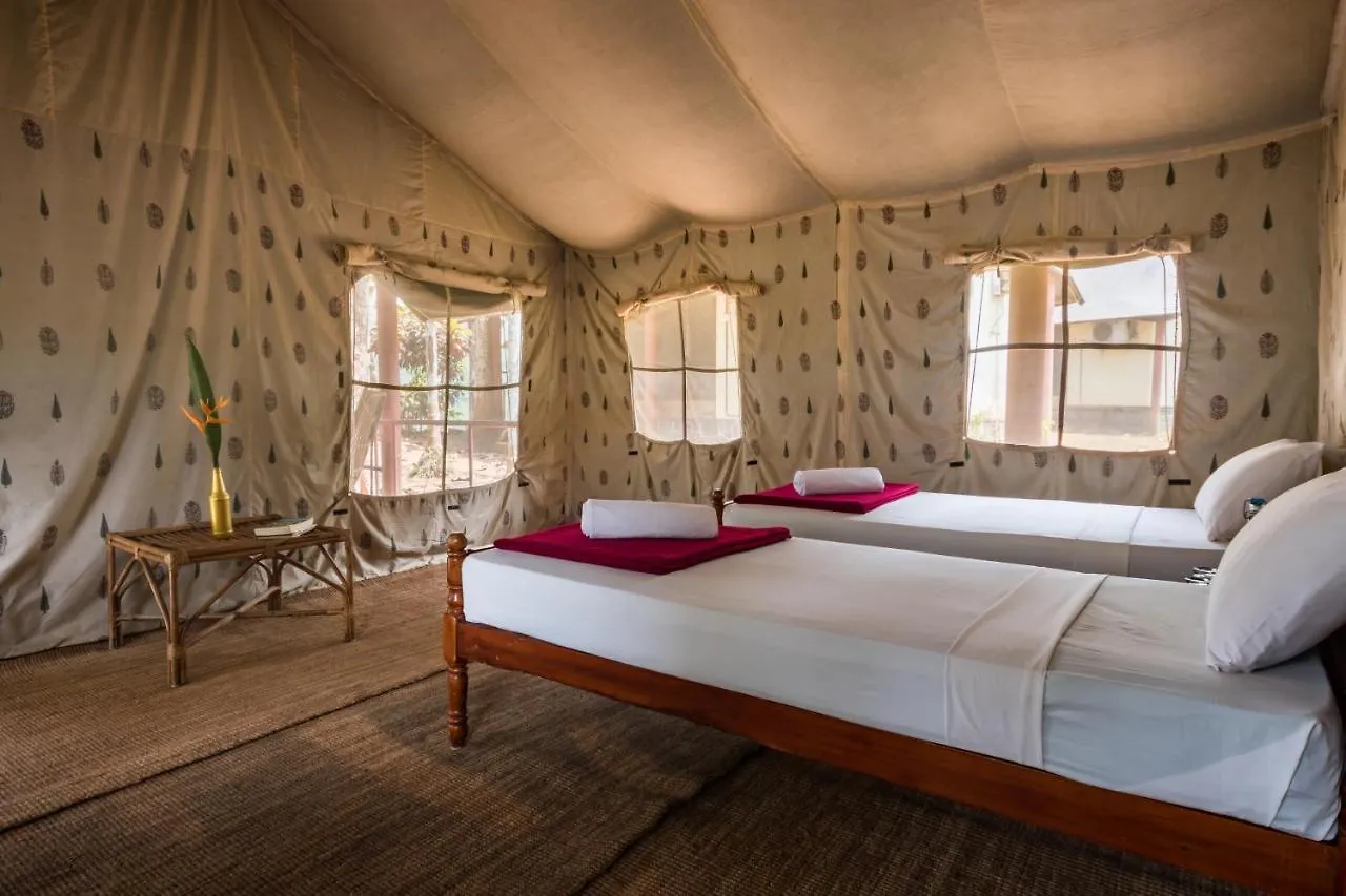 Resort Amritara Riverside Camp Thattakad