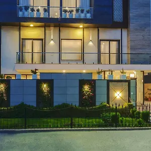 Hotel Comfort Dhaliwals, Gurgaon